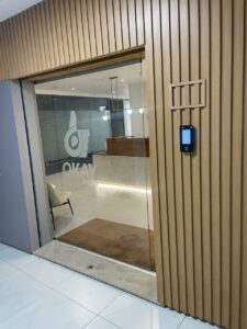 Station-denrolement-des-badges-RFID-pour-le-controle-dacces.